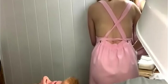 blonde,boobs,gorgeous,milf,molten,natural tits,wax